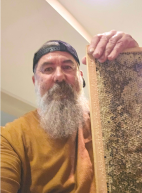 Honeybees in Hill Farms 20250920beekeepingevent chrispierce 280x389